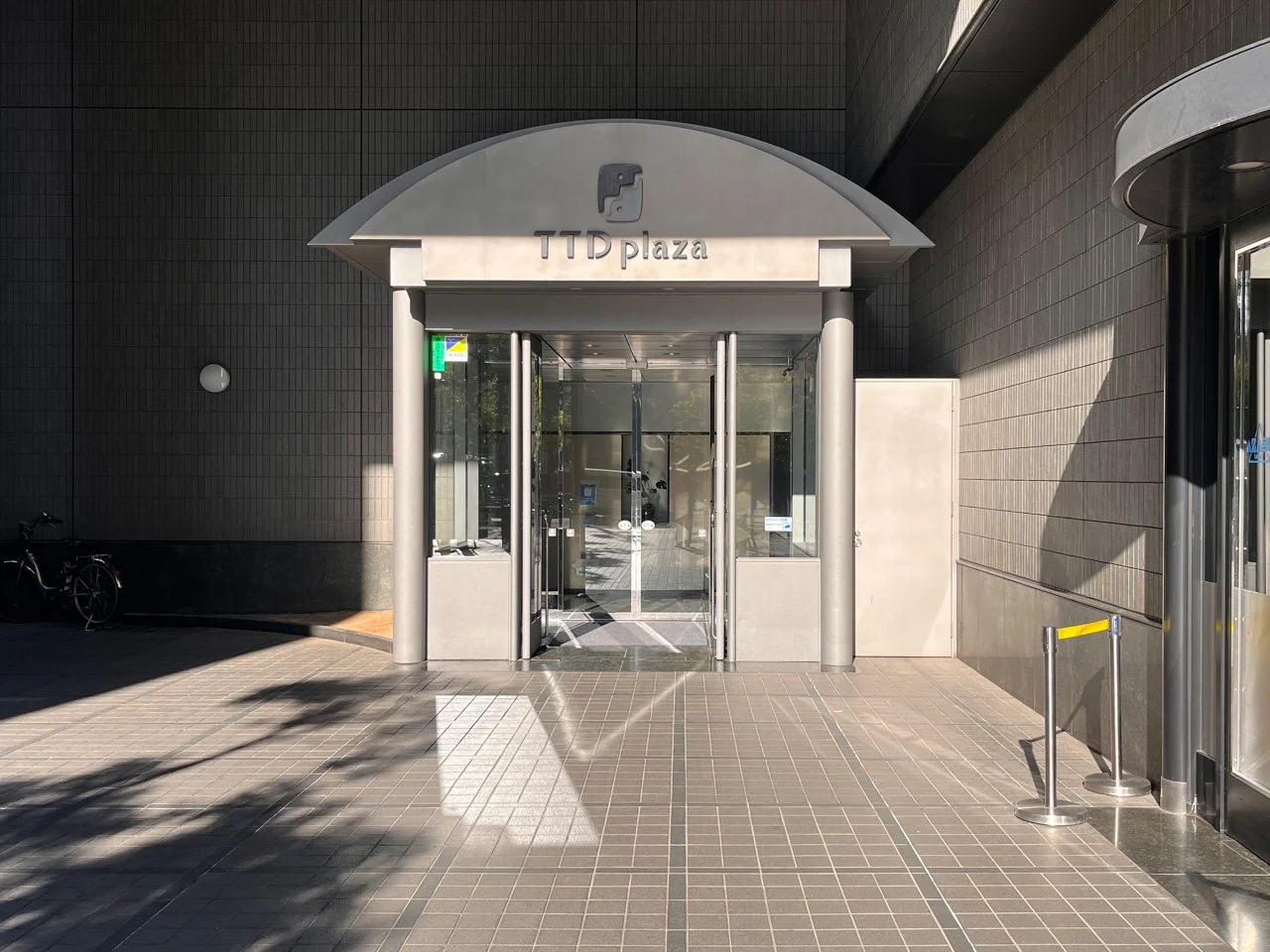 TTDビル (TTD Plaza) 7 ビルエントランス 3