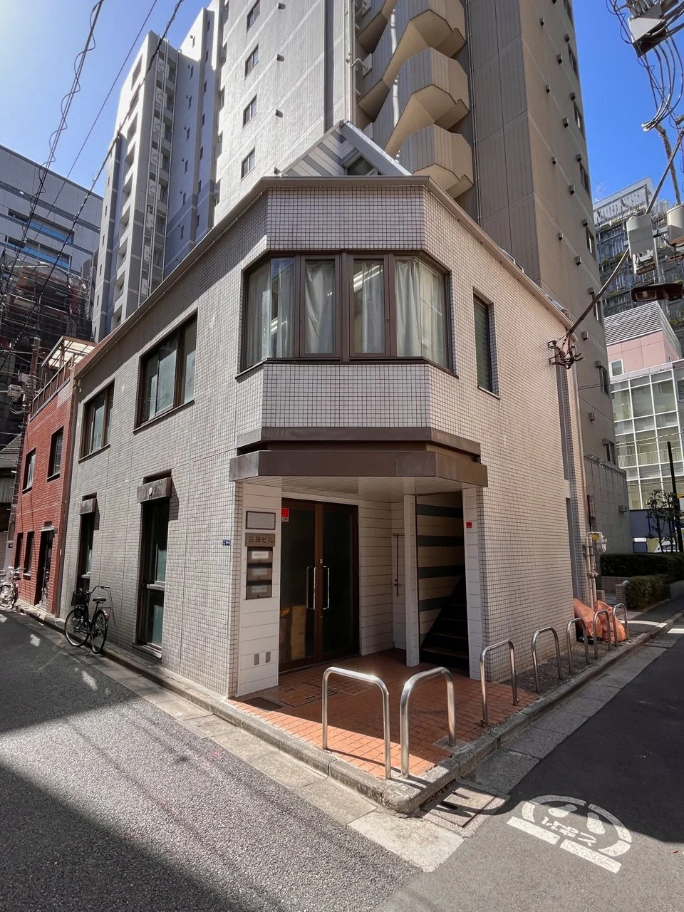 新橋三田ビル 2 オフィスビル外観 1