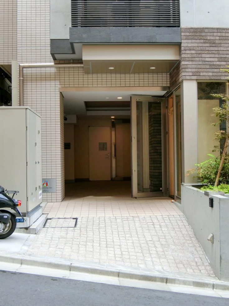 赤坂二和ビル 3 エントランス 3