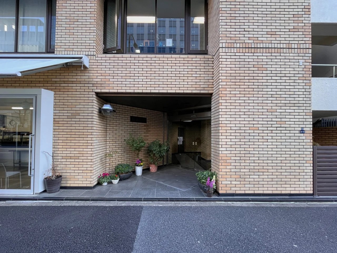 片山ビル 3 ビルエントランス 3
