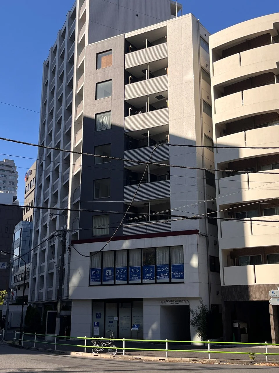 ビバリーホームズ麻布十番(Beverly Homes麻布十番) 1階2階セット 外観 1