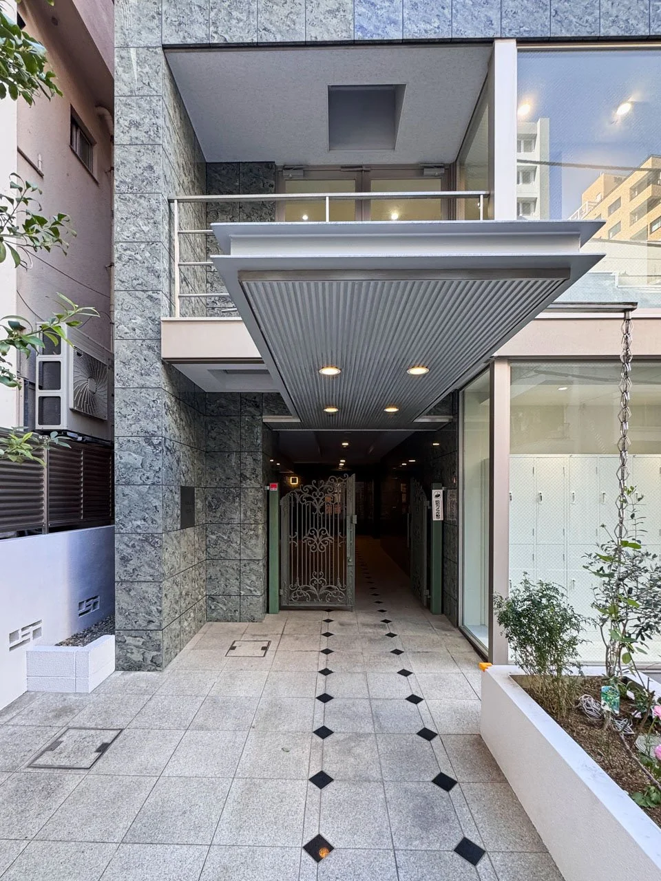 南青山ハウス - 画像1