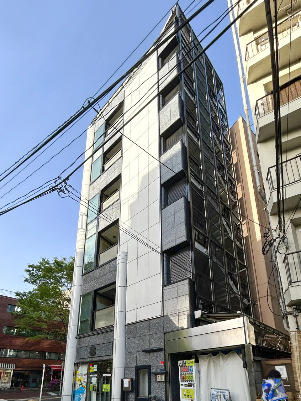 広尾新陽ビル 一棟貸し 外観 2