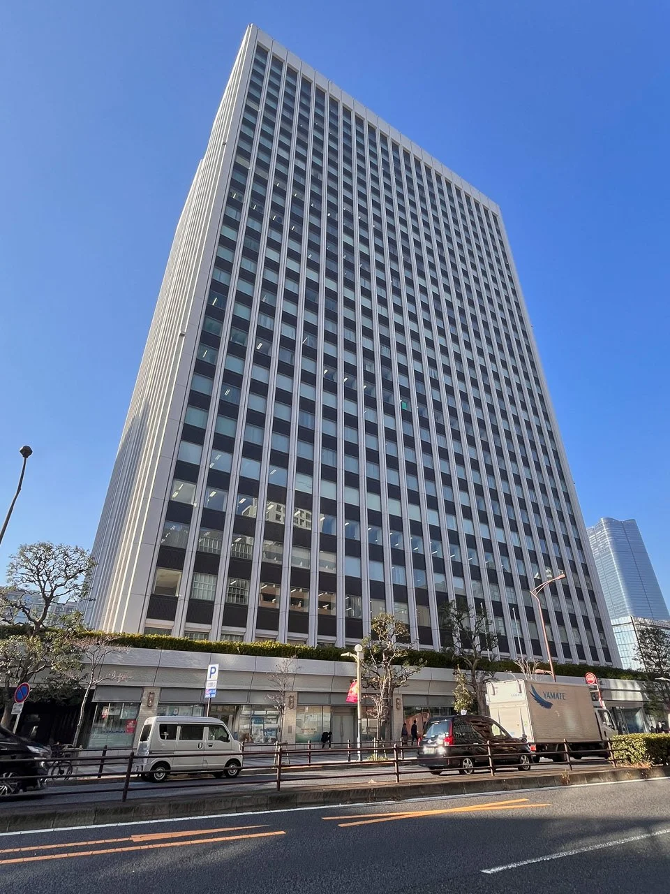 三田国際ビル 1