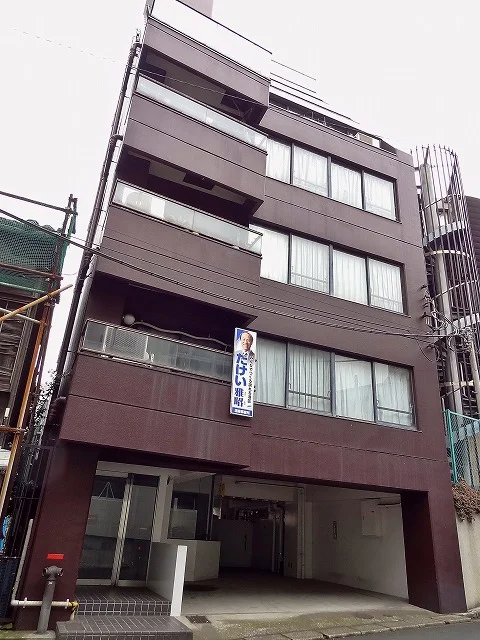 白金ハウス 7階・8階メゾネット 外観 1