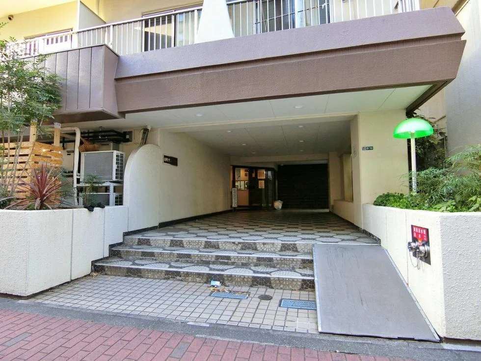 田町サンハイツ 5 エントランス 3