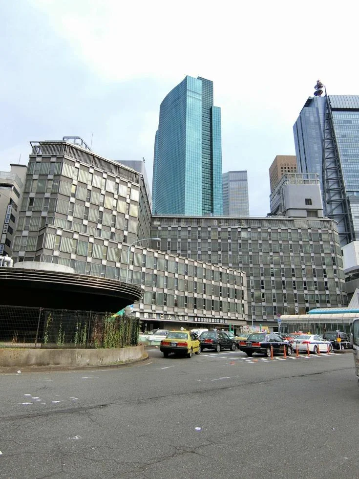 新橋駅前ビル1号館 1 オフィスビル外観 1