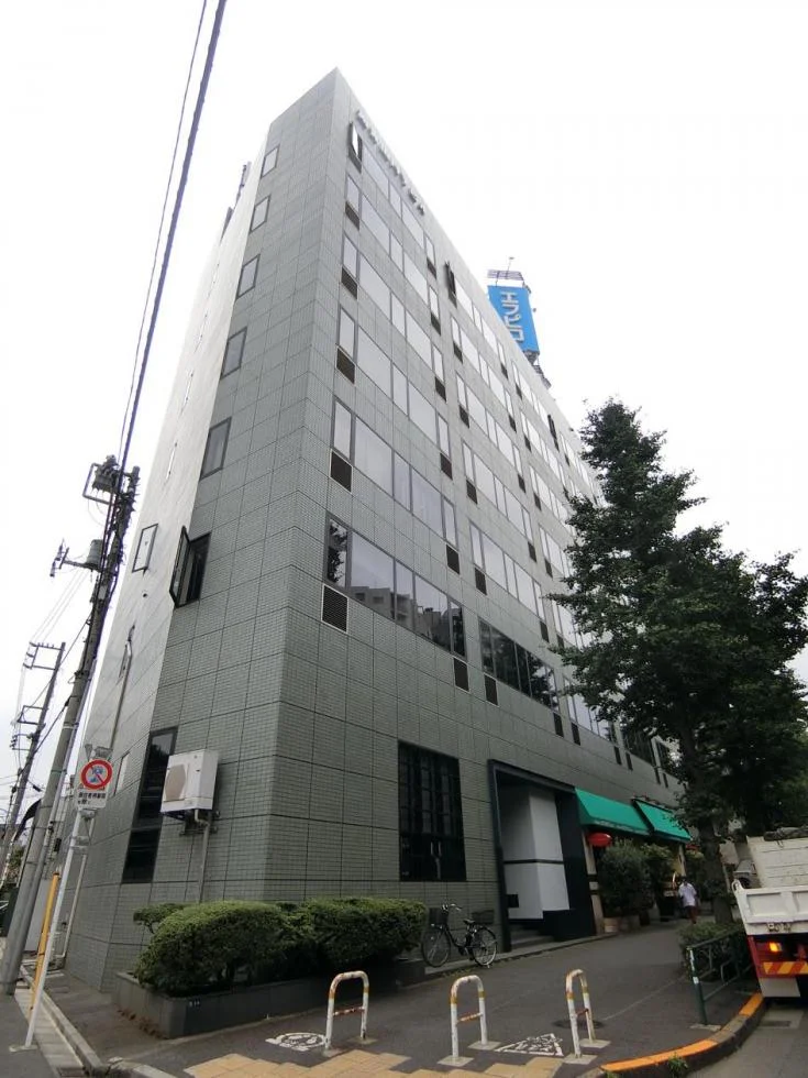 南青山HYビル 3 オフィスビル外観 1