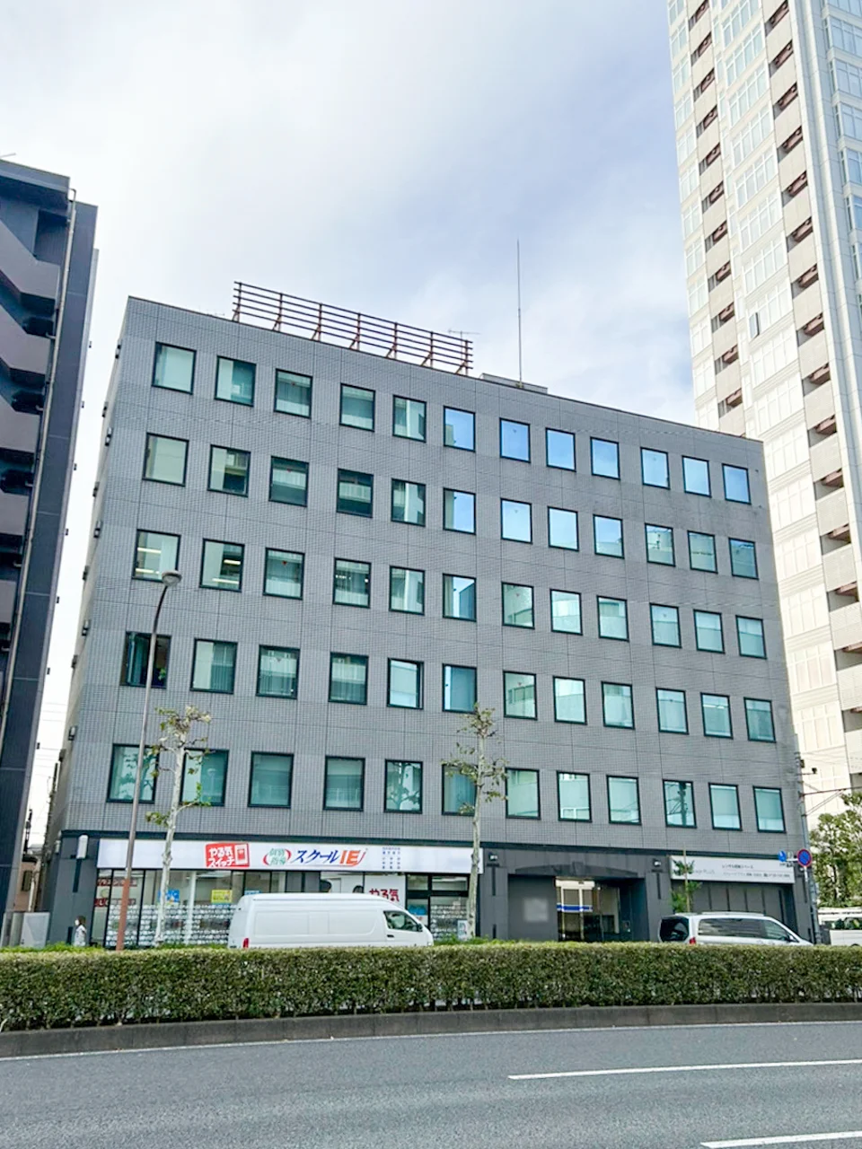 白金台ビル 3 オフィスビル外観 1