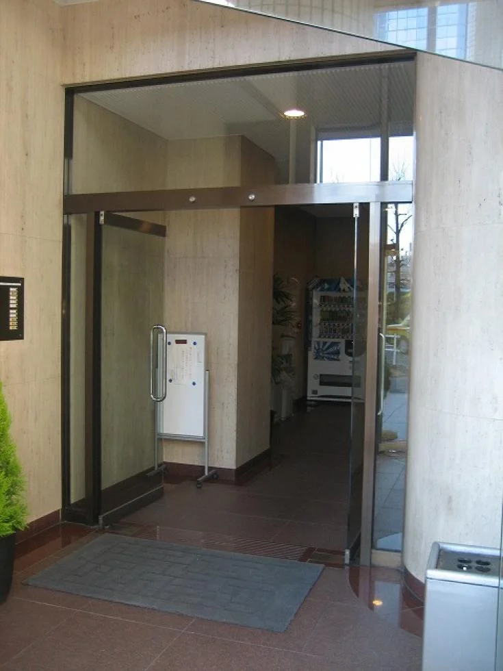 ニュー芝浦ビル 3 ビルエントランス 3