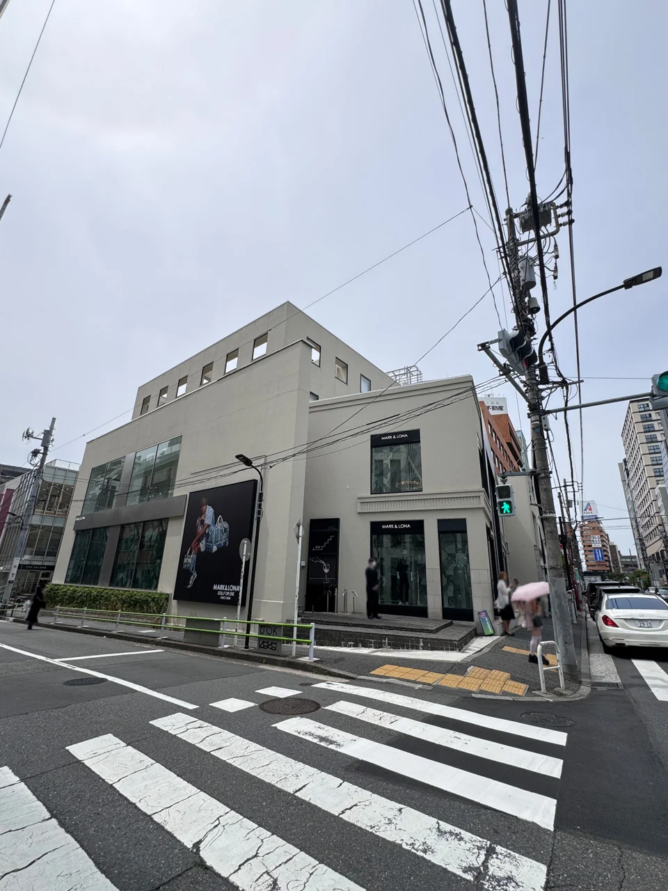 レキシントン青山ビル 4 オフィスビル外観 1