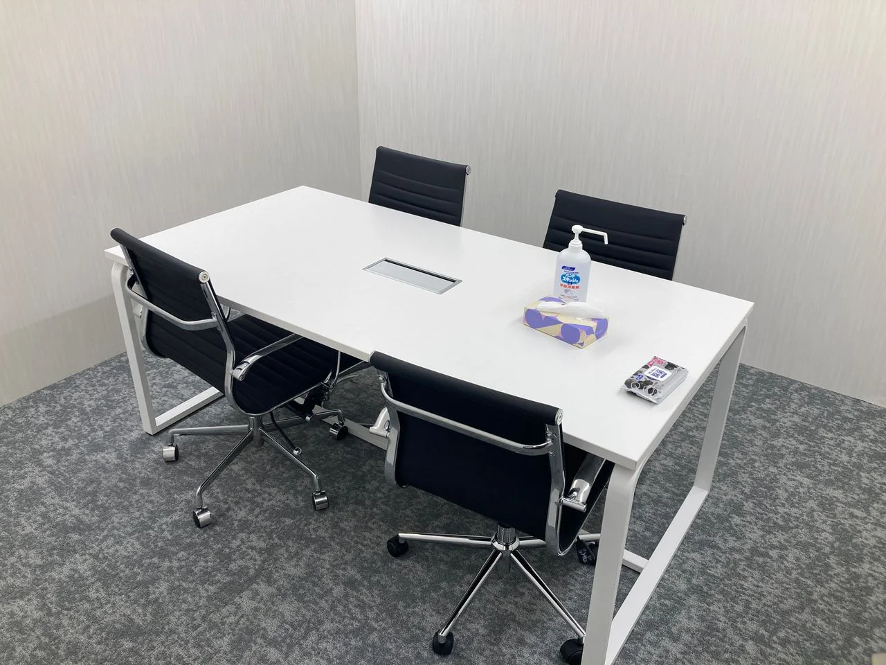 VORT新橋Ⅲ 3 会議室 4