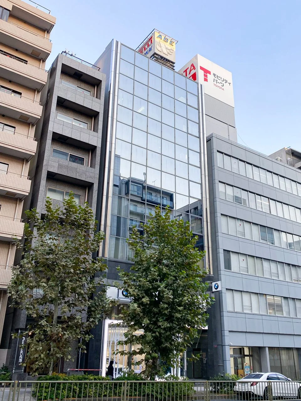 東麻布アベビル 6 外観 1
