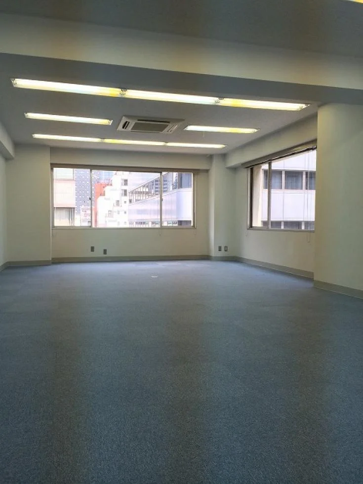 西新橋企画ビル 5 執務室 10