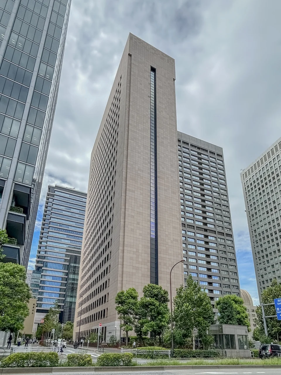 日比谷セントラルビル B1 オフィスビル外観 1