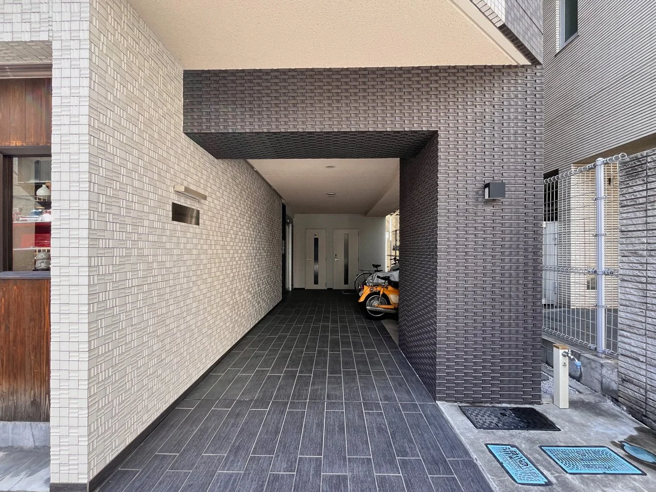 Diacourt Azabuビル 5 エントランス 3