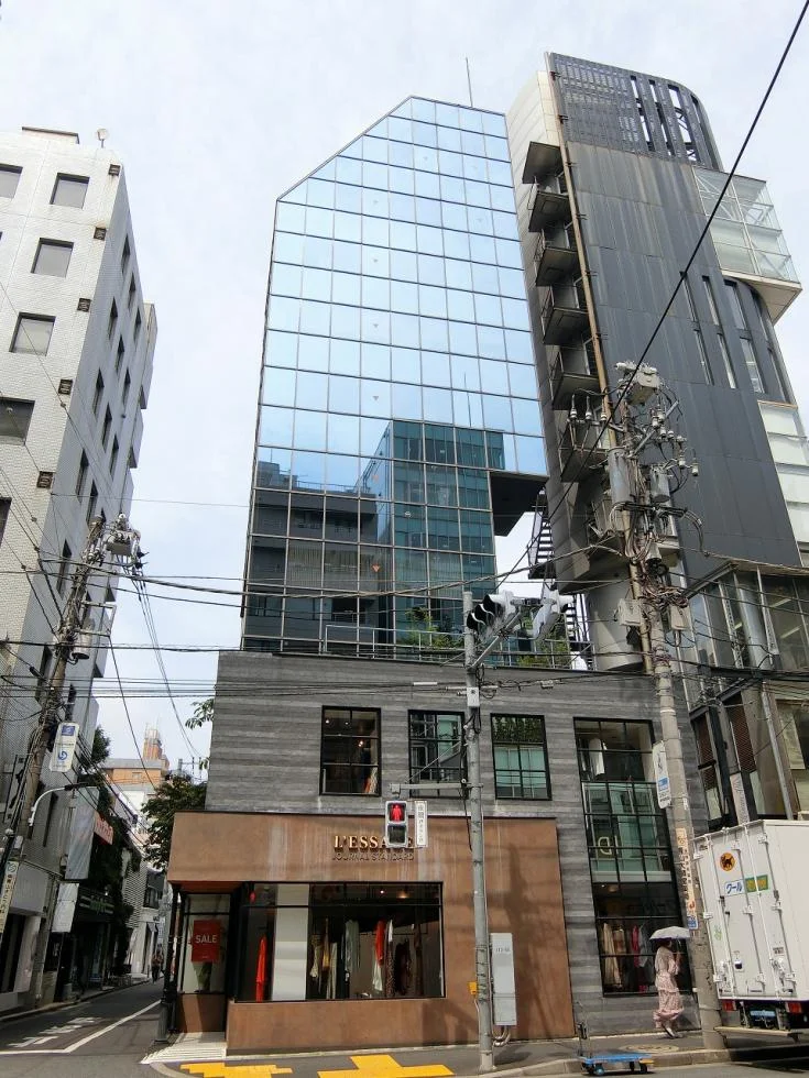 萬楽庵ビル B2 オフィスビル外観 2