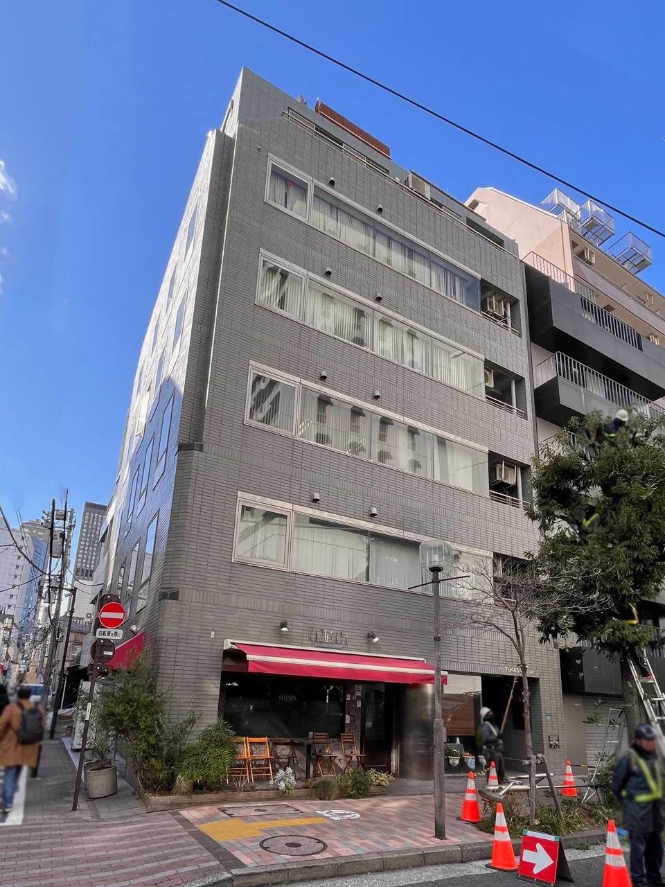 司ビル 4 外観 1