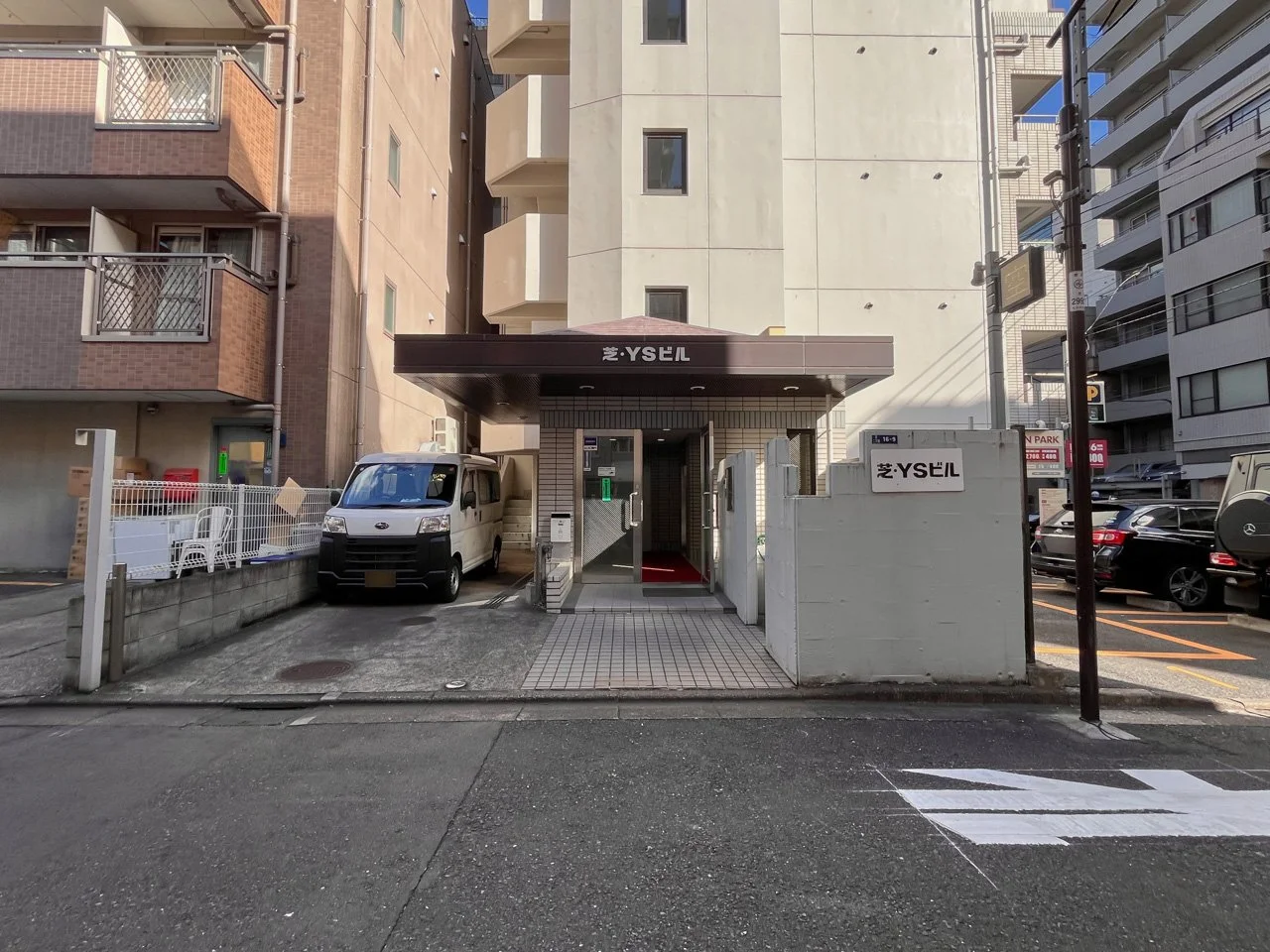 芝YSビル 4 ビルエントランス 3