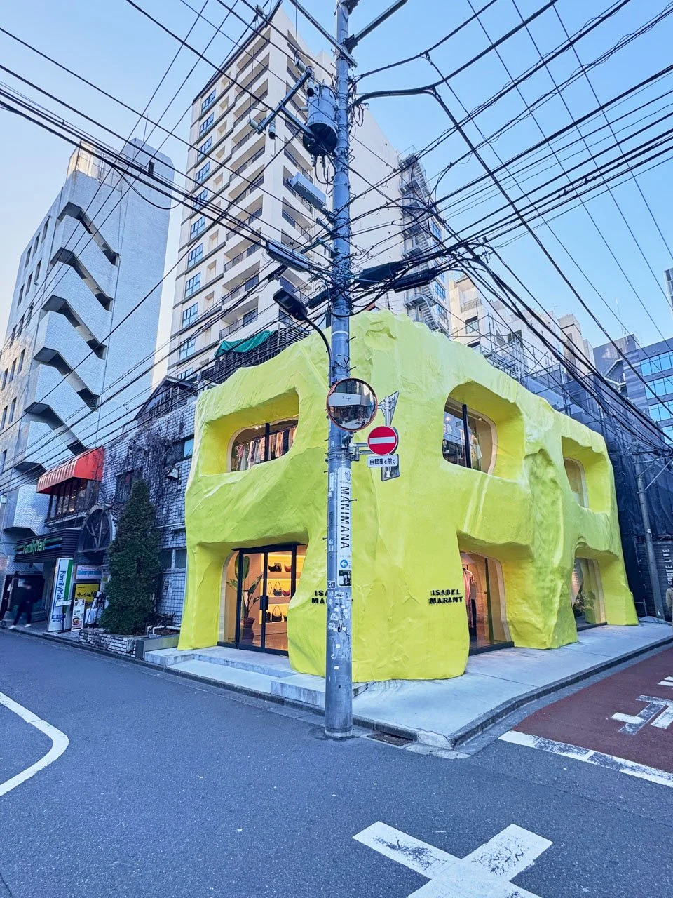 青山五番館ビル 1階・2階一括貸し 外観 1