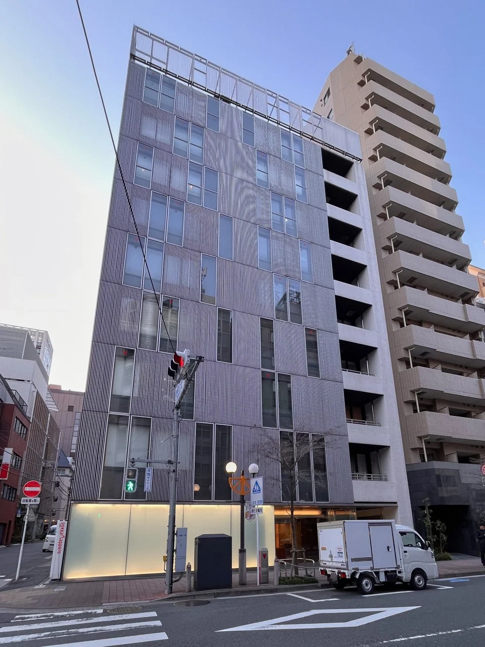 トゥシェ新橋ビル 7 オフィスビル外観 1
