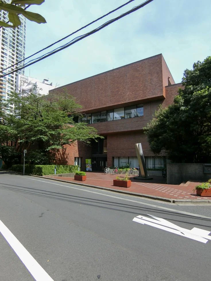 ドイツ文化会館OAGビル 4 外観 1