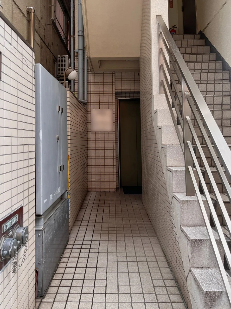 富岳ビル 3 ビルエントランス 5