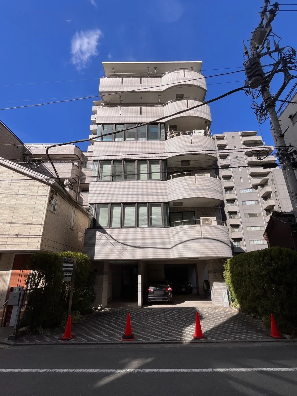 芝蘭会館ビル 3 外観 1