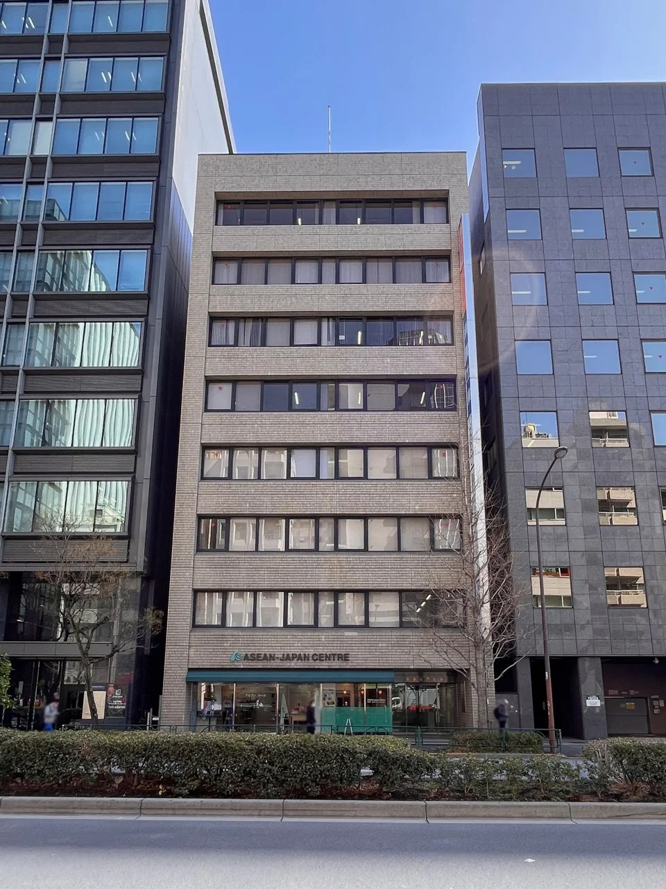 新御成門ビル 3 オフィスビル外観 1