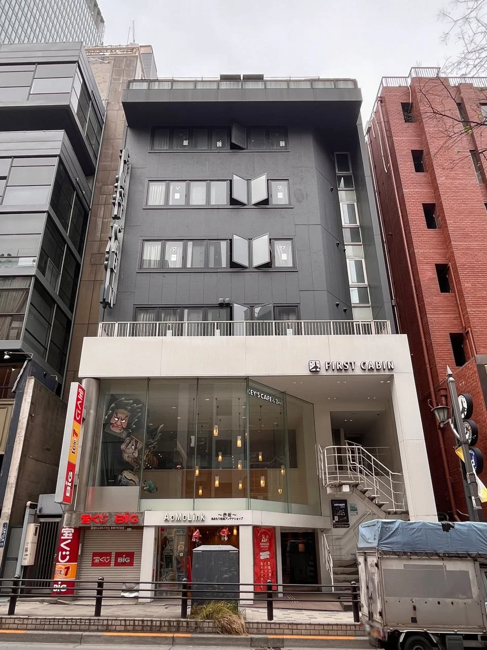 サクセス赤坂ビル 一棟貸し 外観 1