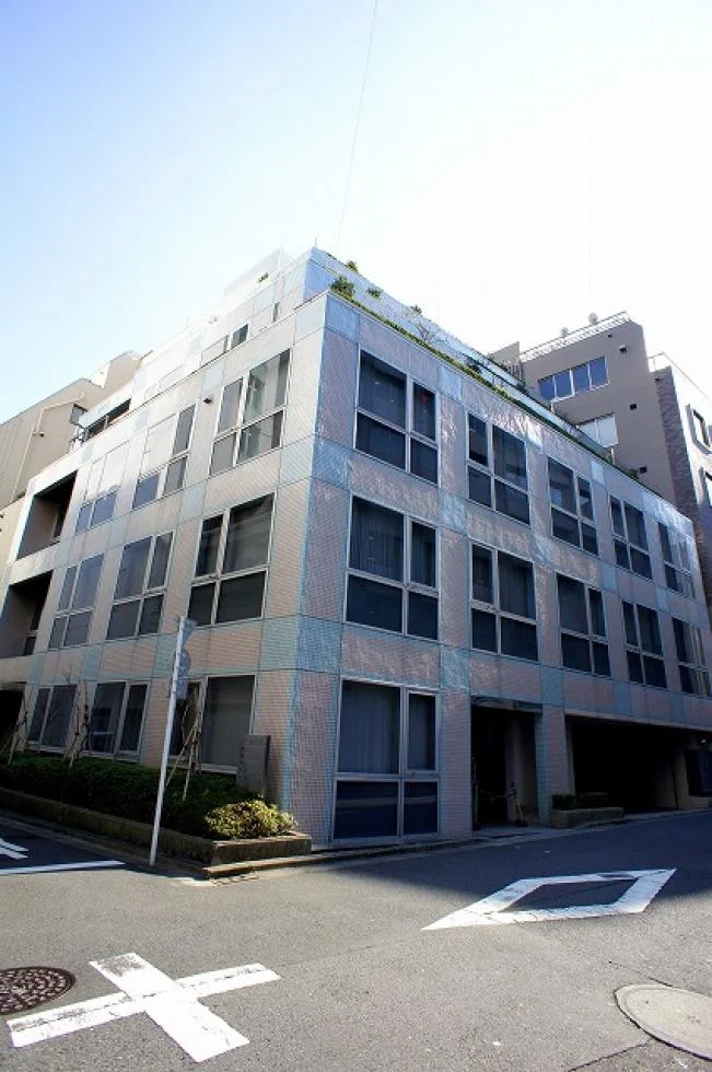 八洲ビル 一棟貸し 外観 1