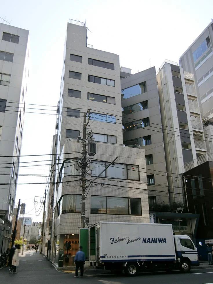 南青山池田ビル 8 オフィスビル外観 1