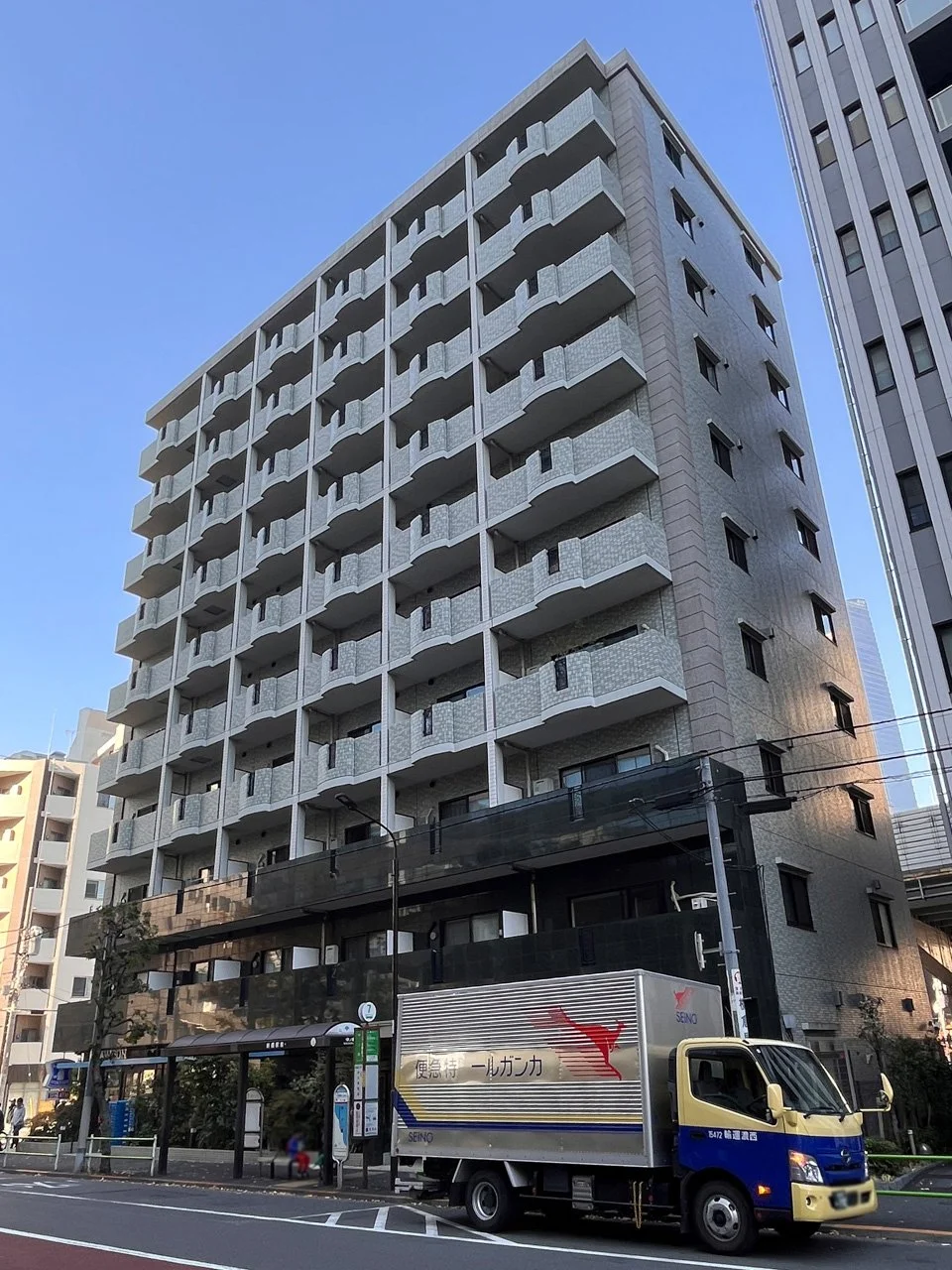 ラクラス麻布十番ビル 1階・2階メゾネット 外観 1