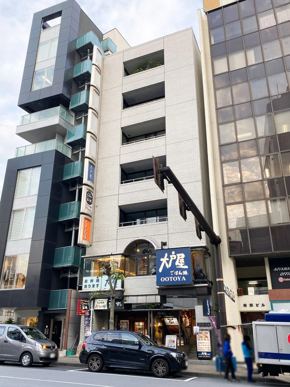 青山アイアイビル 6 オフィスビル外観 1