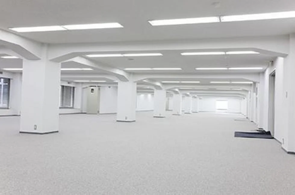 徳栄ビル本館 3 執務室 9