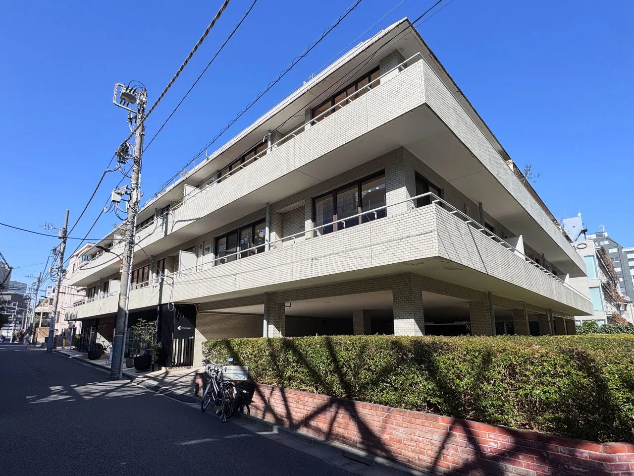 フラット青山 1 オフィスビル外観 2