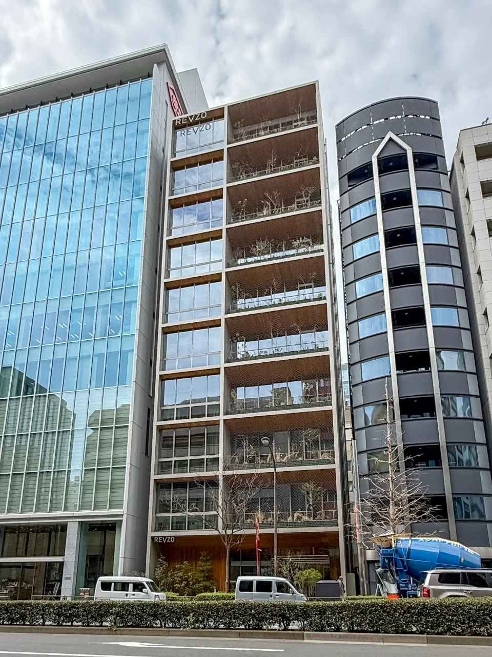 REVZO新橋 3 A オフィスビル外観 2