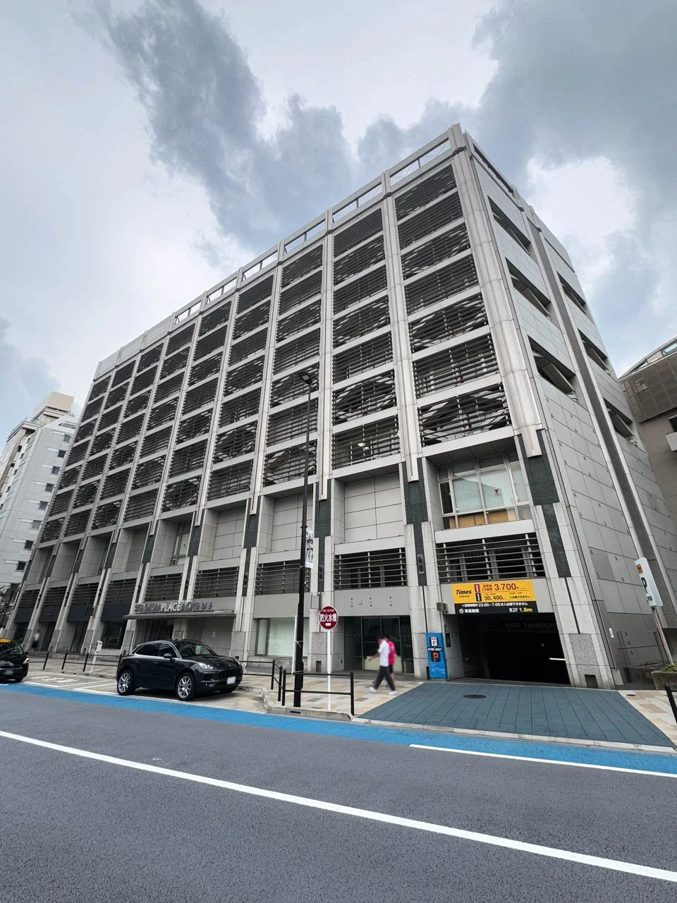 STADIUM PLACE AOYAMA(スタジアムプレイス青山) 5階・6階メゾネット オフィスビル外観 2