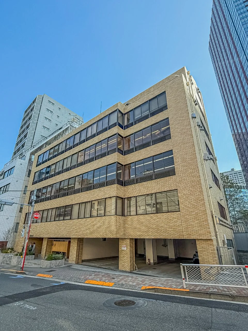 いちご聖坂ビル - 画像1