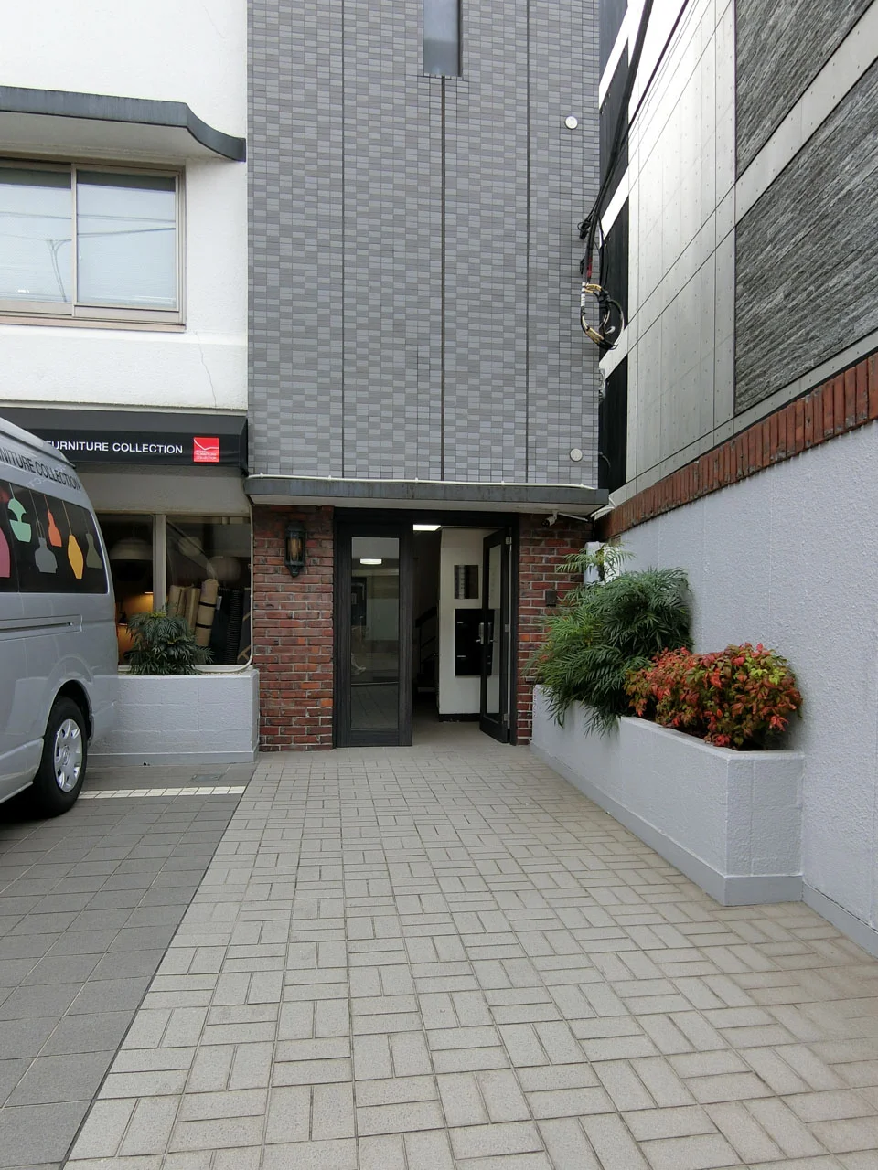 坂本ビル 1 エントランス 3