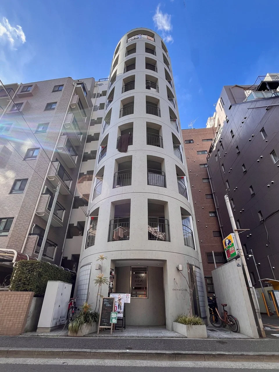 decimo AZABU 地上1階地下1階 外観 2