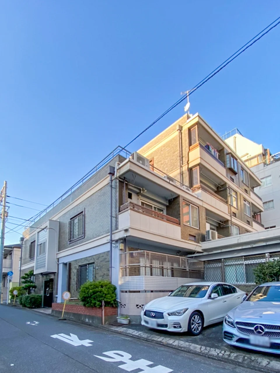南青山エービービル 1 外観 1