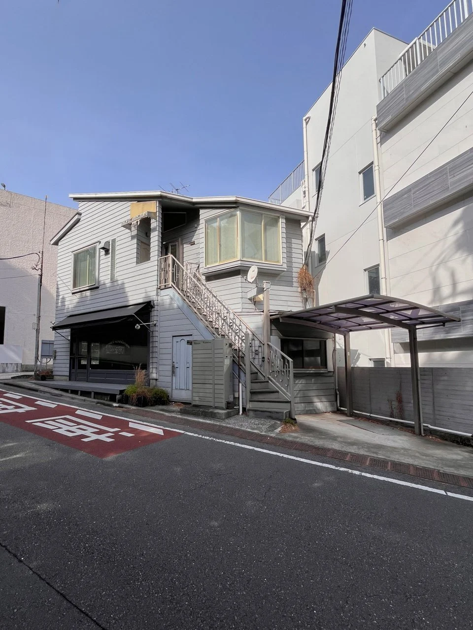 西麻布2丁目戸建 B1~2階一棟貸し 外観 1
