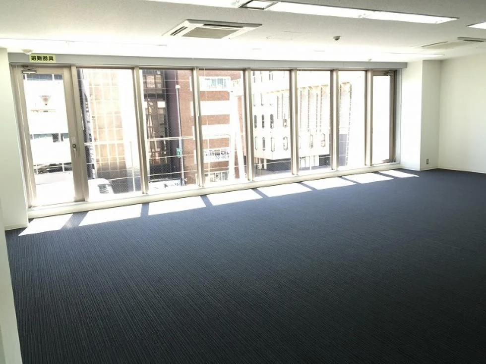 六本木三河台ビル 5 執務室 10
