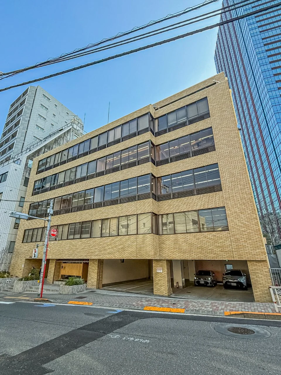 いちご聖坂ビル 7 オフィスビル外観 2