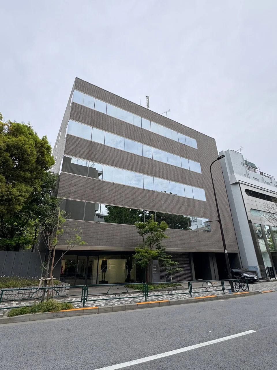 青山サンライトビル 1 外観 1