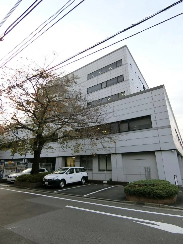 A-PLACE青山 1 オフィスビル外観 9