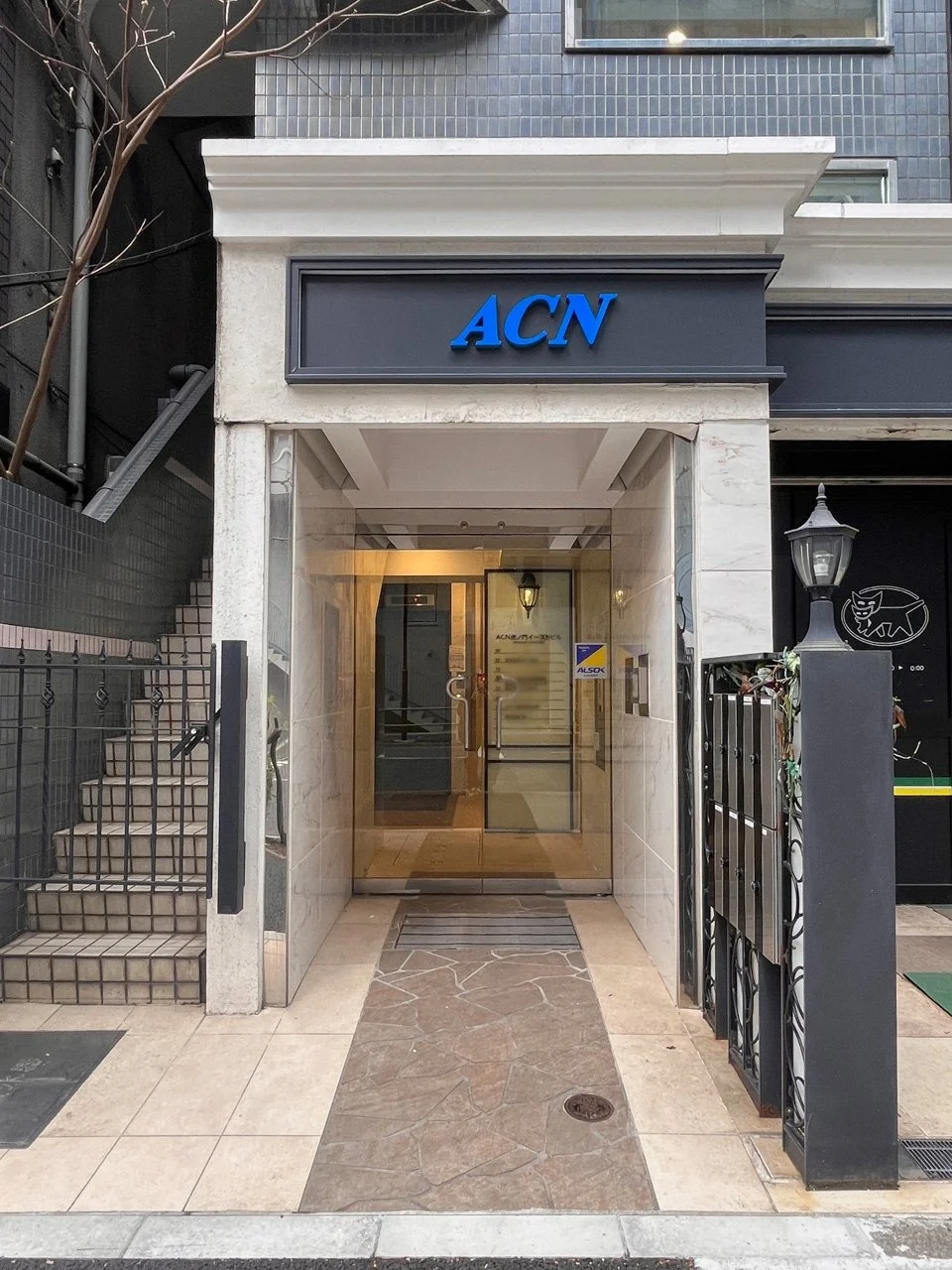 ACN虎ノ門イースト 7 ビルエントランス 4