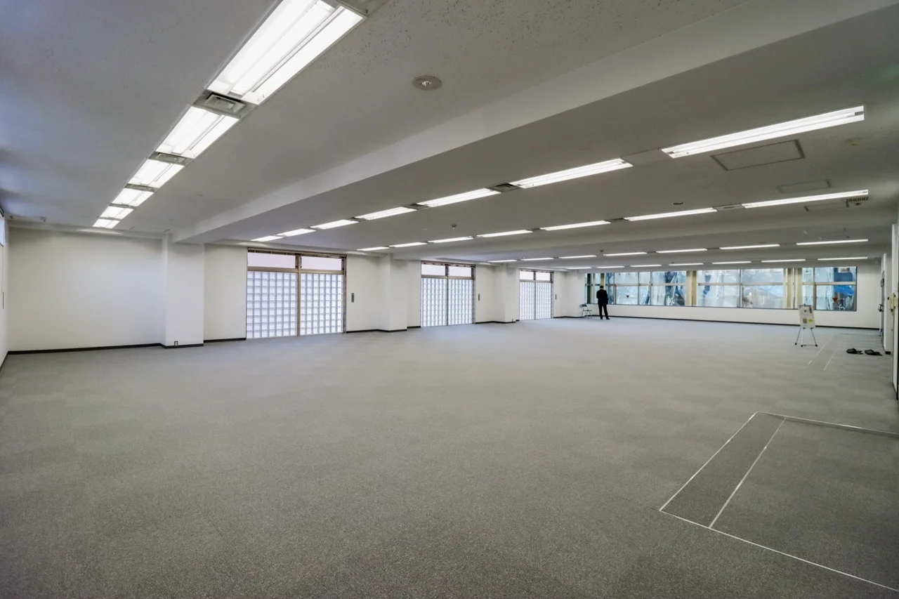 虎ノ門YHKビル 7 執務室 12