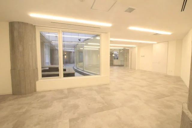 C-Cube南青山ビル 8 執務室 9